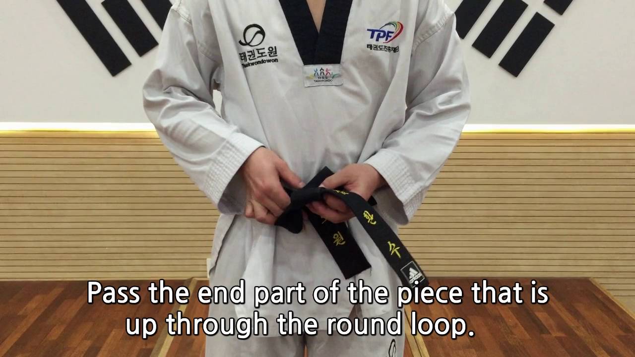 HOW TO TIE A BELT